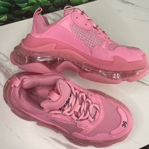 BALENCIAGA SHOES 100% AUTHENTIC BALENCIAGA SNEAKERS BALENCIAGA TRIPLE S … - Picture 9 of 15